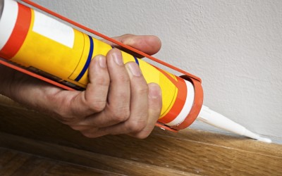 How to Remove Old Caulk